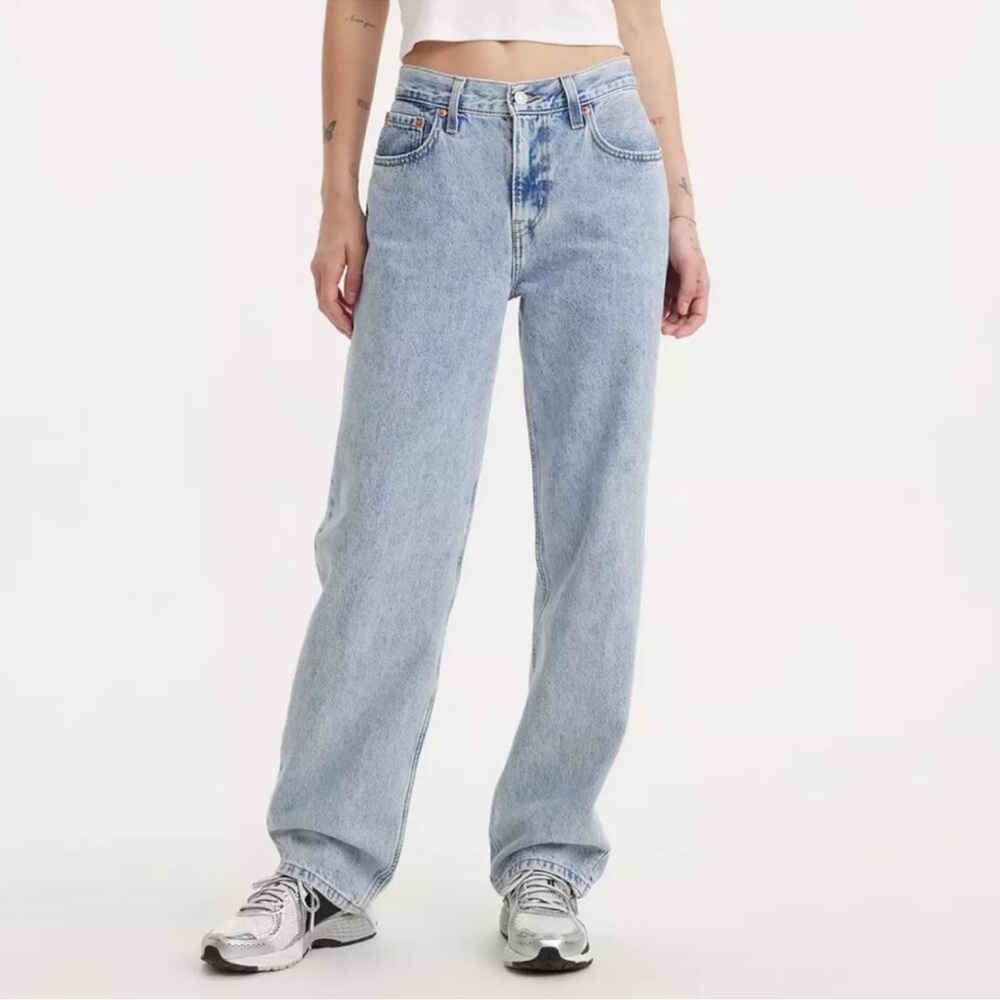 Levi’s Low Pro Straight Light Was Jean
